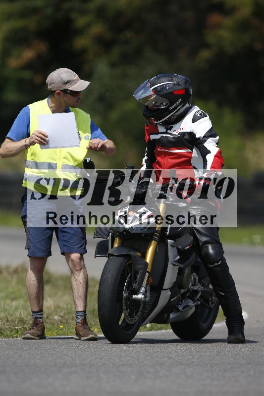 Archiv-2023/45 19.07.2023 Cornu Master School ADR/rouge-rot/51